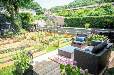 La Grande Maison Mazamet Отели в г. Ле-Марти