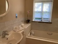 Cosy and spacious cottage in beautiful surroundings with private outside area