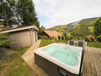 Chalet Sauna Jacuzzi 6 People