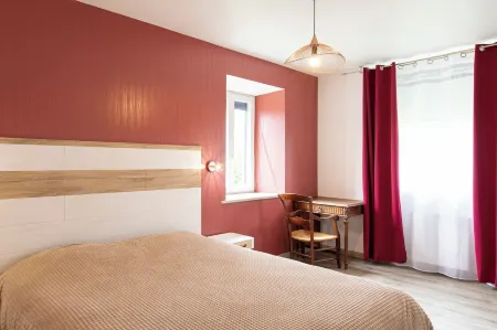 Gîte Jean Montet | Heated swimming pool | Games room | Wifi