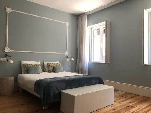 Charming full house by the sea - 5 bedrooms all with private bathroom.