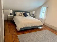 Charming 2-bedroom cottage on private 4 acres with modern amenities