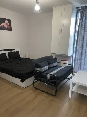 A fully furnished compact  Studio in the top center of Blagoevgrad, Mall Park Bachinovo附近的飯店