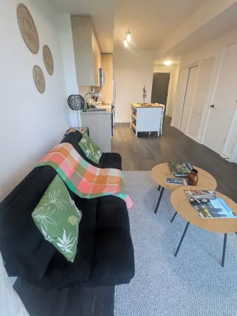 Stylish Oakville Condo to Call Home