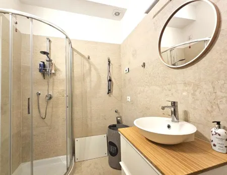 Vacation apartment / studio on Lake Maggiore with two terraces Отели в г. Гиффа