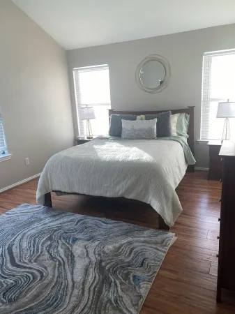 Cozy and quaint North Texas home.  Pet-Friendly! Отели в г. Литл-Элм