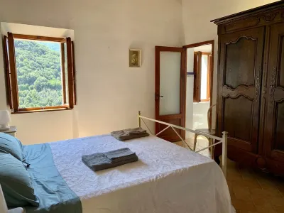 Dream house, 80M2, frescoed vault Hotels near Marciana