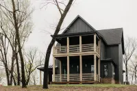 LakeItToTheLimit - New 4-bedroom, 4.5 bathroom home in Eufaula's Patriot Pointe