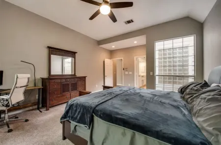 Tall, Bright and Handsome in Addison!