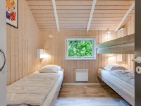 "Germaine" - 1.2km from the Sea