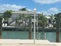 Duck Key house waterfront with 75 Lf of dock and a pool 3 bedrooms 3 bathrooms