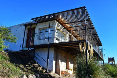 LUMINOUS HOUSE IN EL VOLCÁN, SAN LUIS Hotels in Juan Martín de Pueyrredón Department