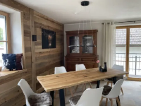 Alpenchic vacation apartment for up to 6 people Hotels in Ottobeuren