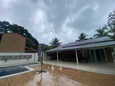 House in the mountains - Waterfalls - Trail and Hang Gliding located in Saquarema