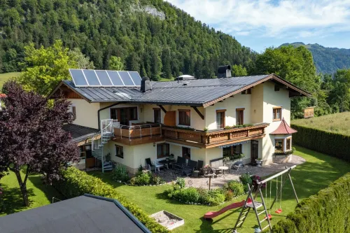 Spacious vacation apartment in Kaiserwinkl - perfect for the whole family Hotels in Gemeinde Kossen