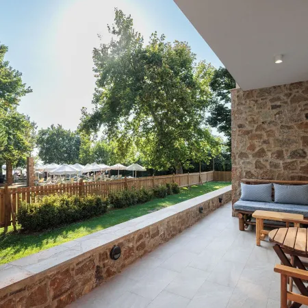 Kyma Stay - Beachfront Apartments