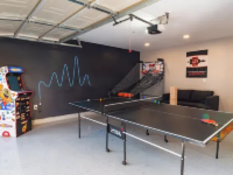 SDSU/Downtown <10 Min - GameRoom - Fire Pit - Free Parking - Easy Freeway Access Hotels in La Mesa