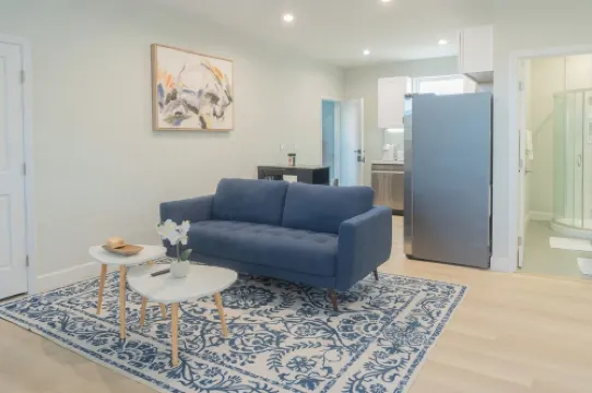 Charming Guest Suite for Two