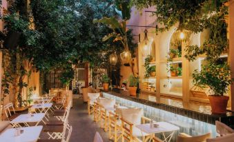 The Acropolis Pathway