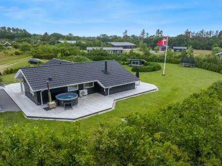 "Antero" - 500m to the Fjord