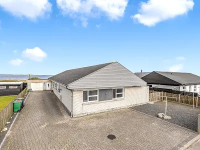 "Bibbi" - 20m to the Fjord Hotels near Nordsoehavfruen - The North Sea Mermaid