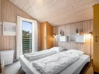 "Unni" -  from the Sea