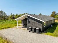 "Raakel" - 950m from the Sea