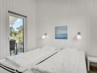 "Raakel" - 950m from the Sea