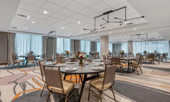 Cambria Hotel Austin Downtown