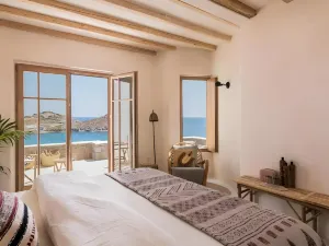 ザ ワイルド バイ インテルニ