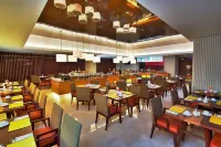 Soll Marina Hotel & Conference Center Bangka Hotel di Pulau Bangka