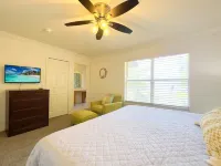 位於皇家棕櫚度假村的現代四卧室度假屋，靠近迪士尼