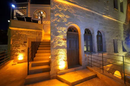 Serenus  Cave Suites