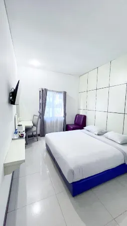 Hotel New Ayuda Bogor Отели в г. Богор
