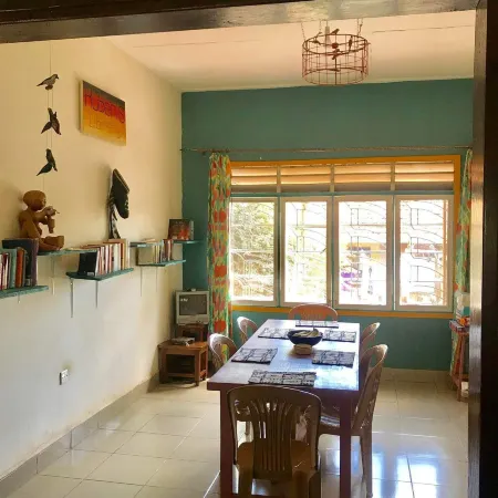 studio 62 guest house