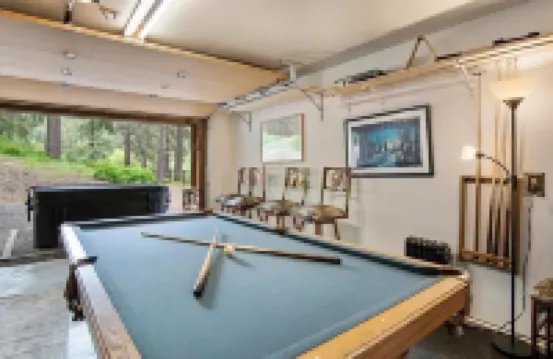 Private Cabin on 3 Acres for Outdoor Enthusiasts