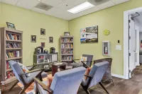Tennis resort Townhome on longboat key by the Sea. Family and pet friendly