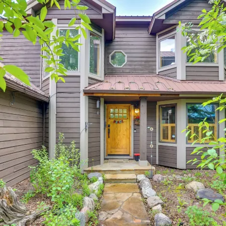 Frisco River Gem Close to Slopes, Trails and Main St