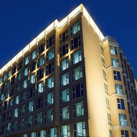 Ebenezer Hotel Отели рядом с достопримечательностью «Пляж Джимйонг»