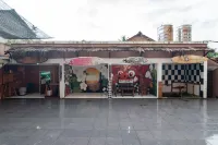 RedDoorz Near Pantai Karang Hawu Pelabuhan Ratu 希卡阿克住宿飯店