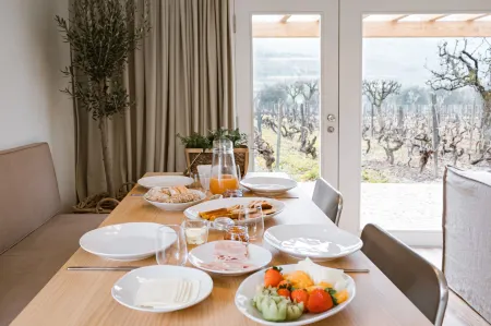 Imago Houses 2 - by MET Отели в г. Феррейруш-де-Авойнш