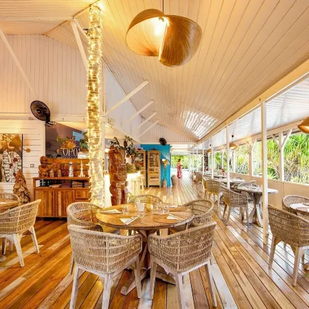 OPOA BEACH HOTEL