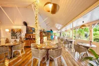OPOA BEACH HOTEL - breakfast