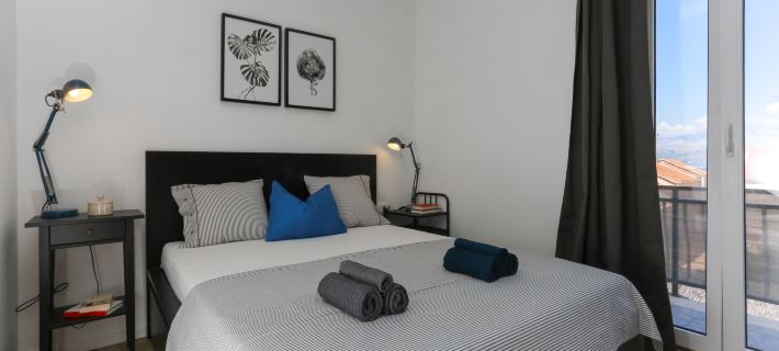 Apartments Martić - Three Bedroom Apartment with Balconies and Sea View - (ST) Hotels in Supetar