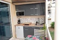 L&O Location Grenade Piscine Privée, à 5 Minutes de la Plage Vos Vacances Idéal! Hotels in La Trinite