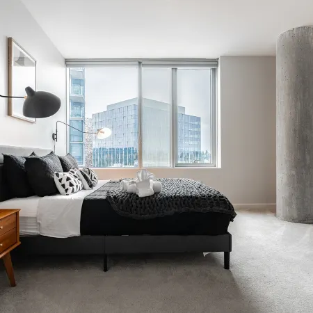 2BR | Rooftop, Gym, Pool | Bellevue | Sophari A