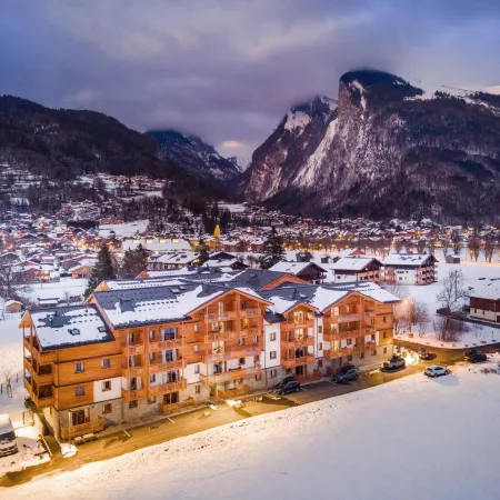 Apartment in Samoëns with Pool & Spa