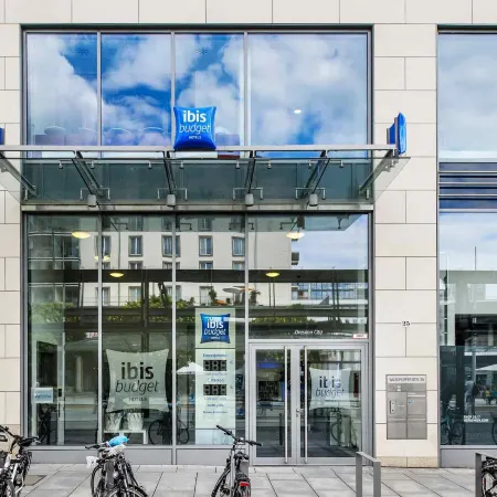ibis budget Dresden City Отели рядом с достопримечательностью «Мост «Голубое чудо»»