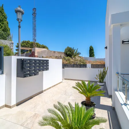 Apartment in Nerja with Sea Views & Pool