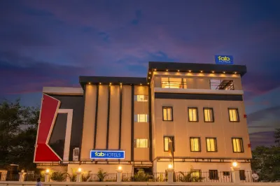 FabHotel RK International - Nr Mumbai International Airport Hotels in Kurla